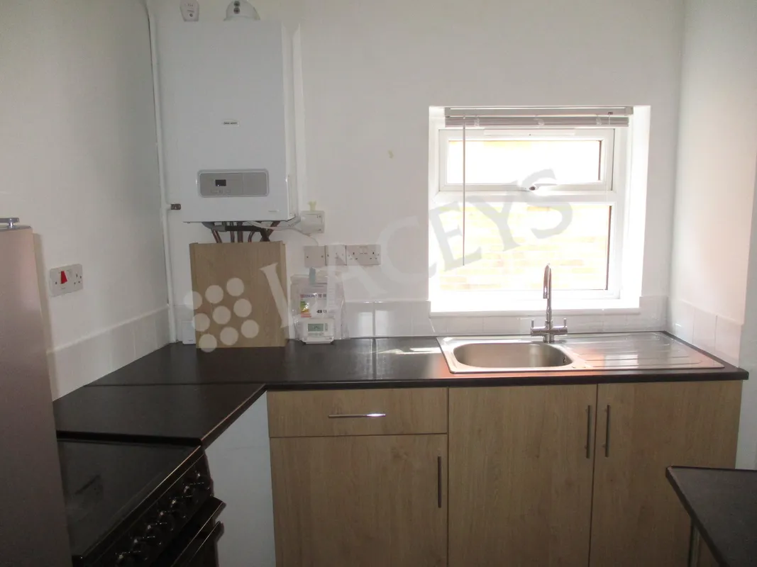 Flat Lyde Road in Yeovil