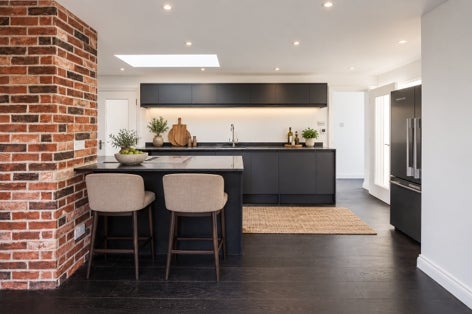 Flat Wedderburn Road in Greater London