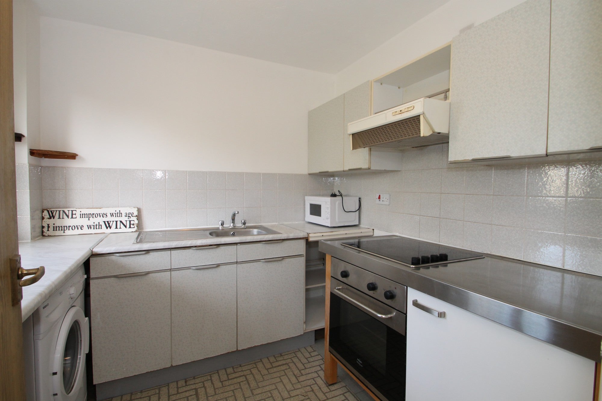 Flat Chillingworth Road in Greater London