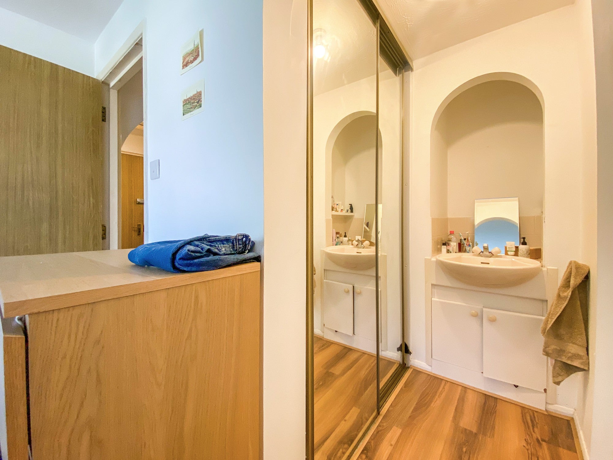 Flat Chillingworth Road in Greater London