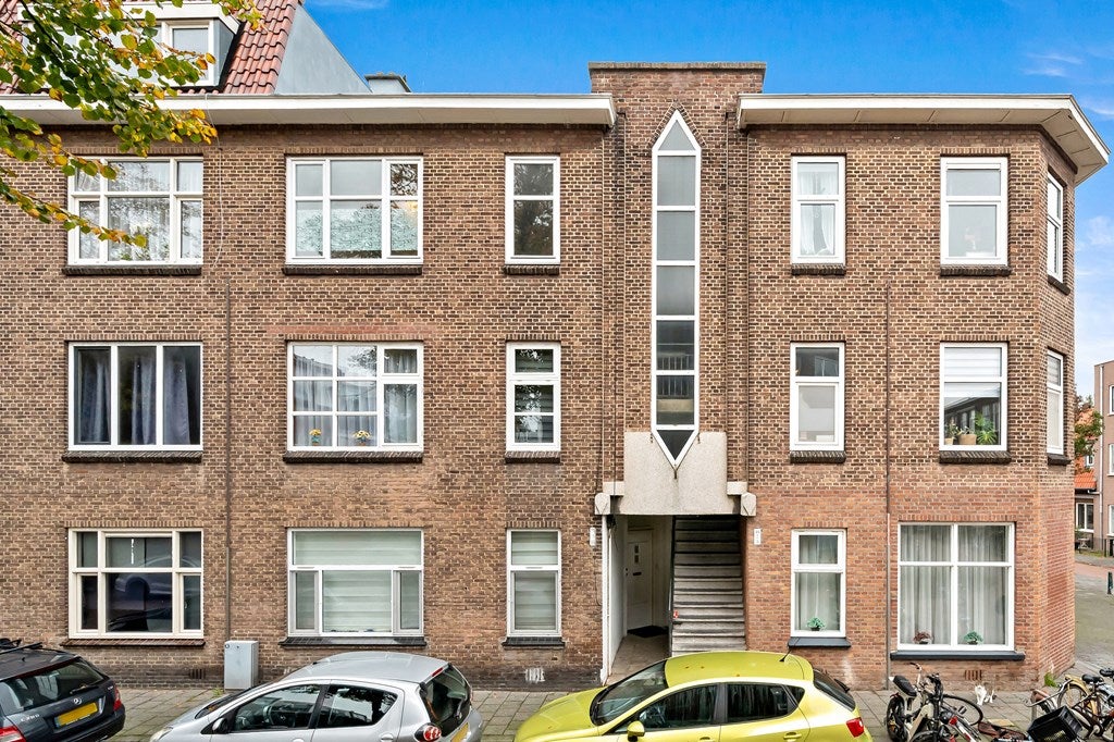 Appartement Hilversumsestraat 13 in Den Haag