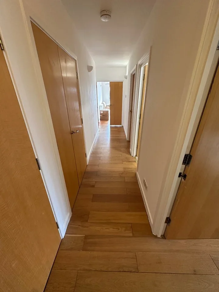Flat Old Bellgate Place in Greater London