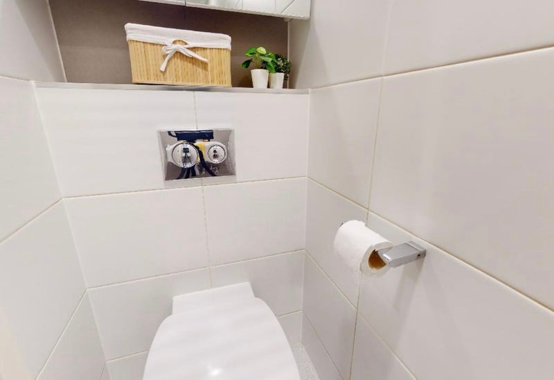 Flat Hatfields in Greater London
