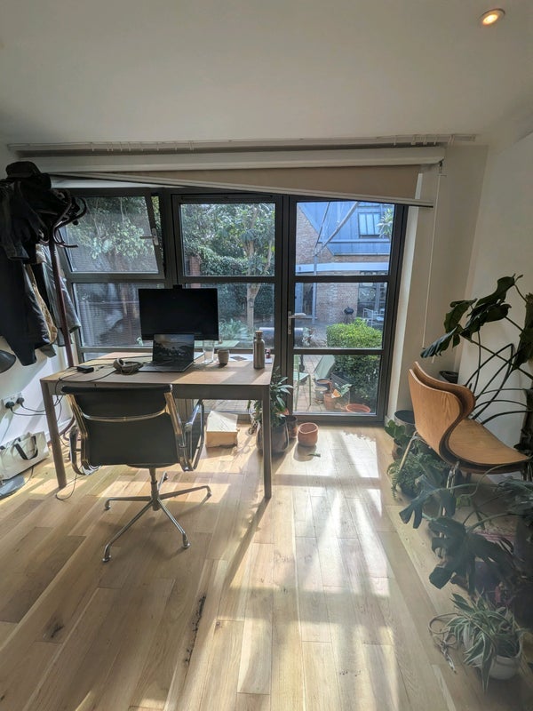 House Ovanna Mews in Greater London