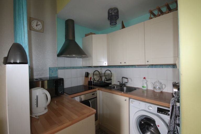 Flat Halmyre Street in City of Edinburgh