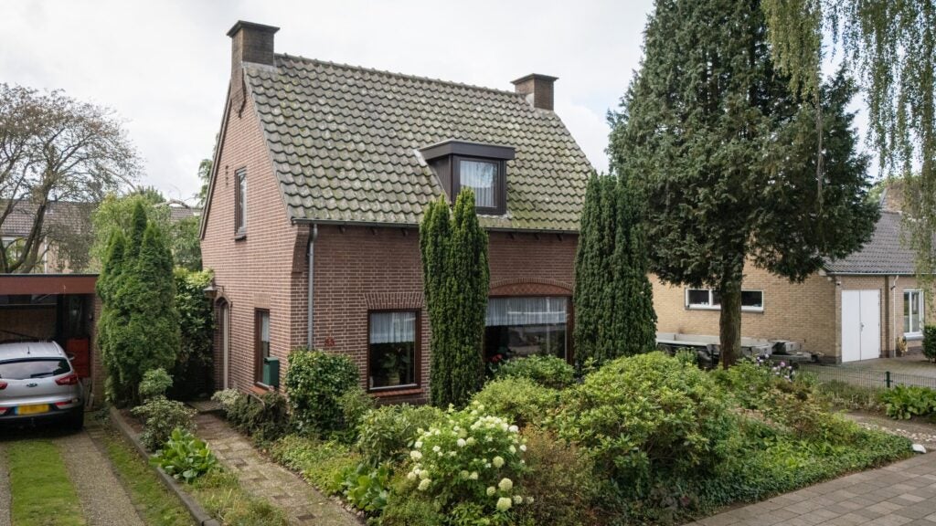 Huis Enkweg 35 in Epe