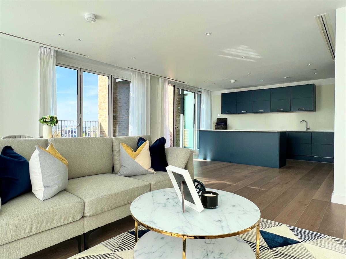 Flat Phoenix Place in Greater London
