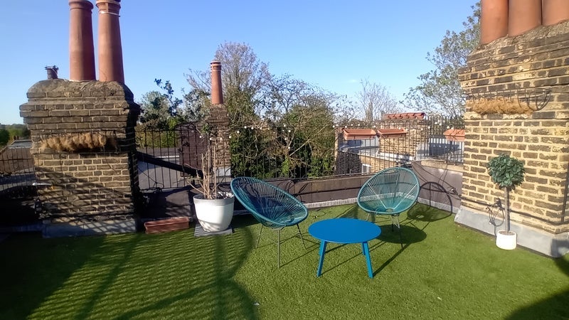 Room Uxbridge Road in Greater London