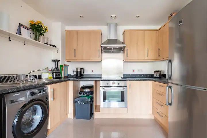 Room Harry Zeital Way in Greater London