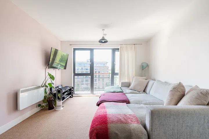 Room Harry Zeital Way in Greater London