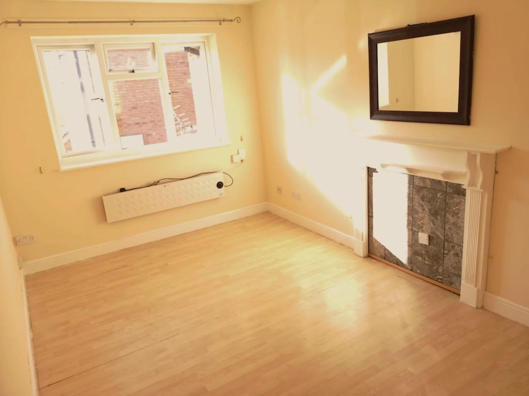 Flat Dadford View in Brierley Hill