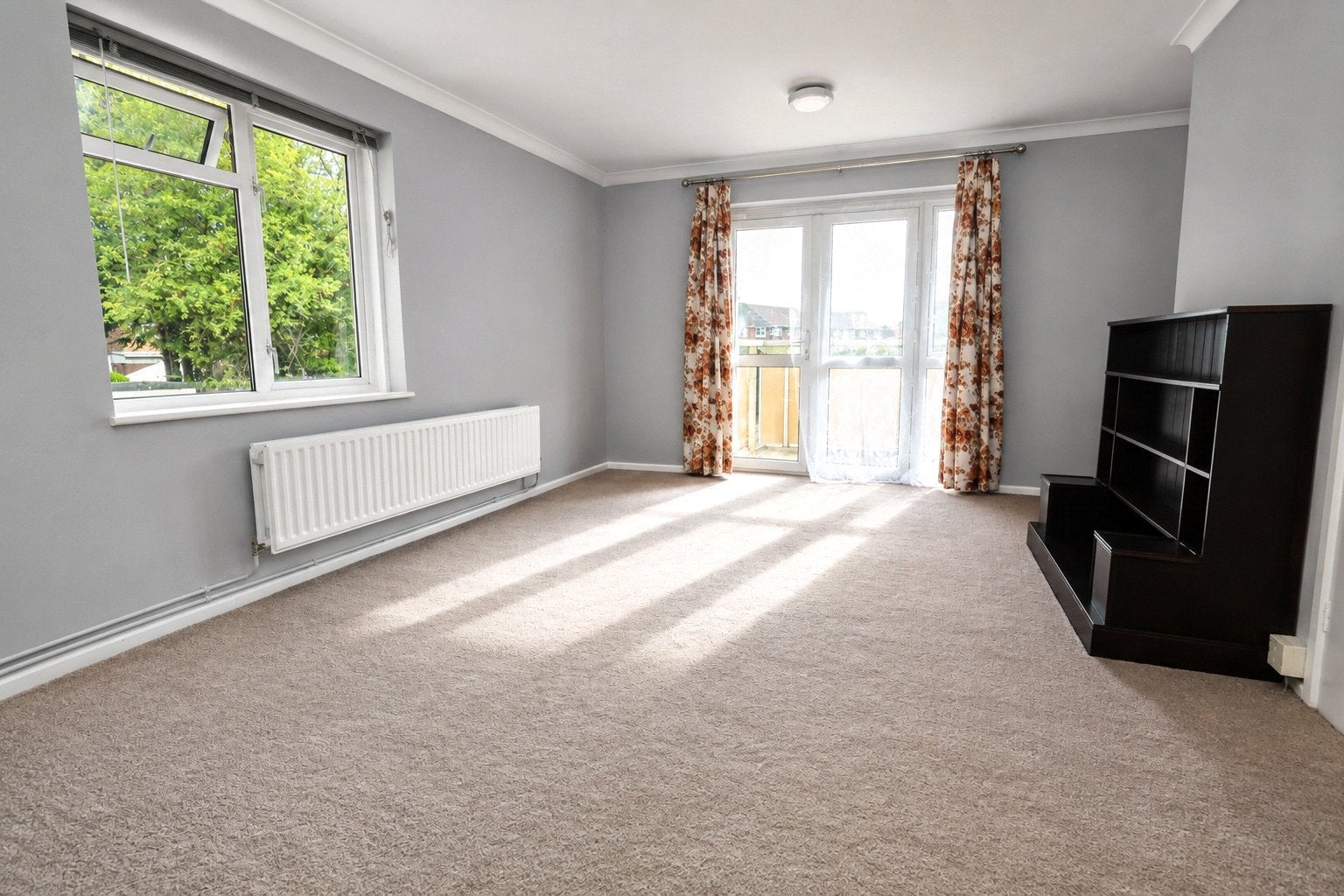 Flat Princess Road in Woking