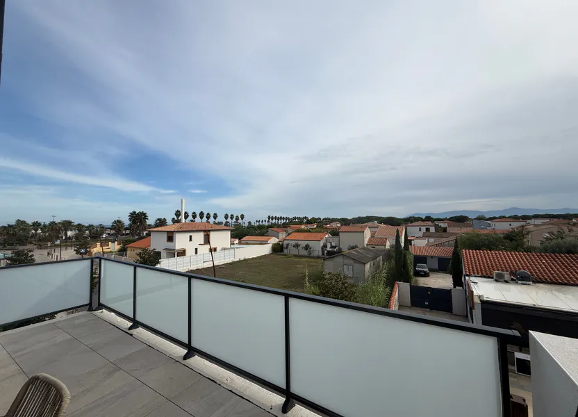 Flat Avenue des Marendes in Sainte-Marie-la-Mer