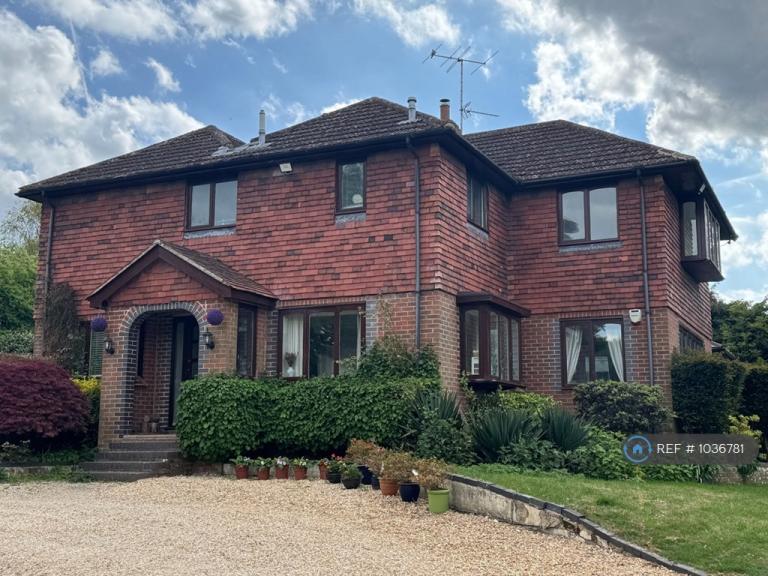 House Oxford Way in Basingstoke and Deane