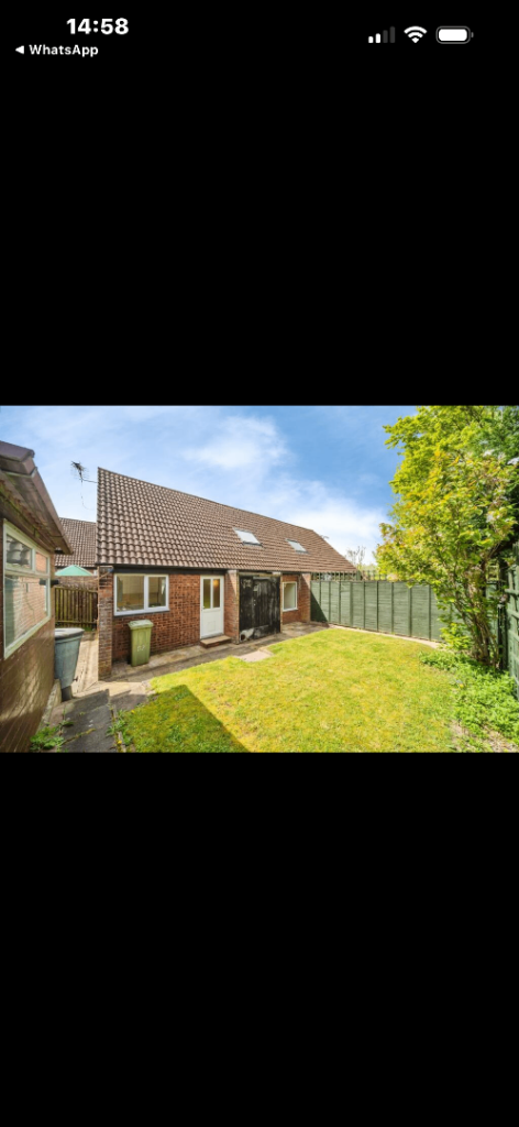 House Langcliffe Drive in Milton Keynes