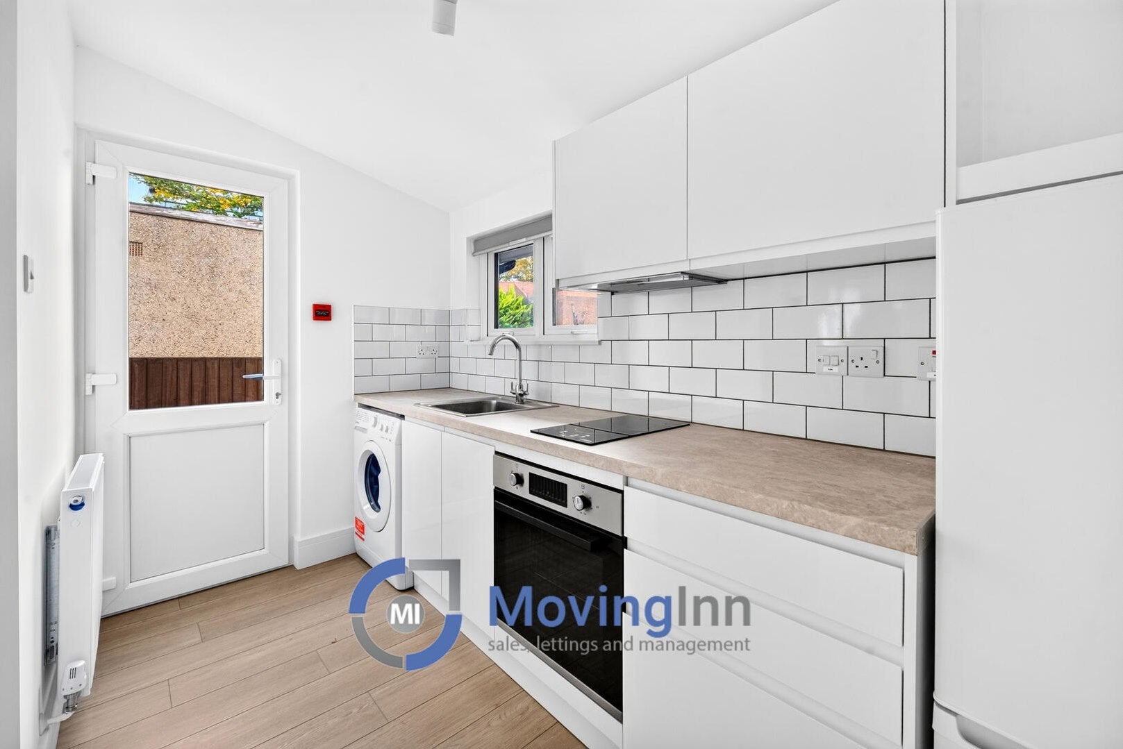 Flat Whiteley Road in Greater London