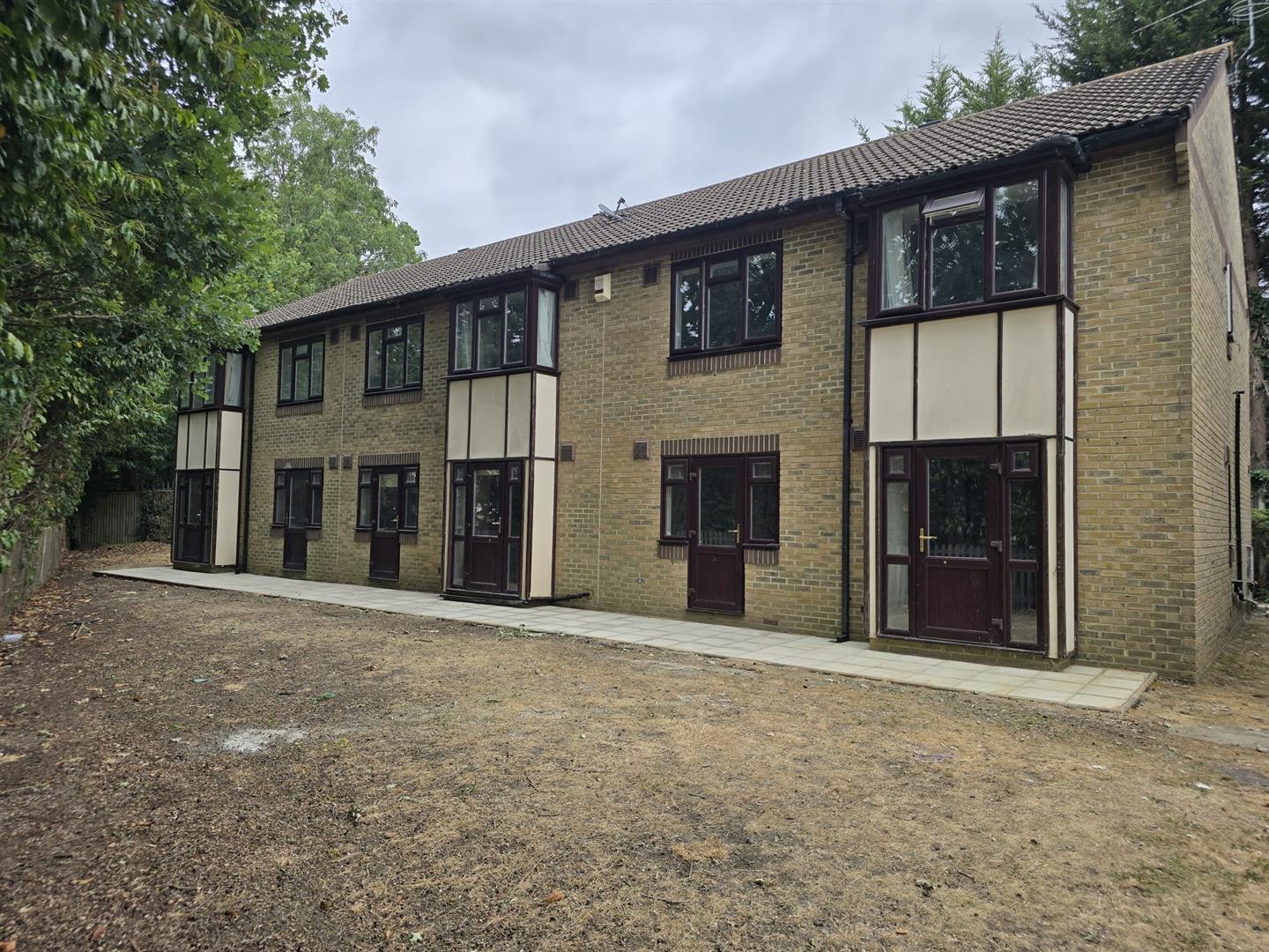 Flat Buffers Lane in Mole Valley