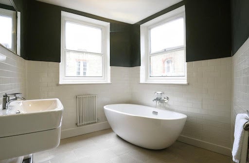 Flat Essex Street in City of Westminster