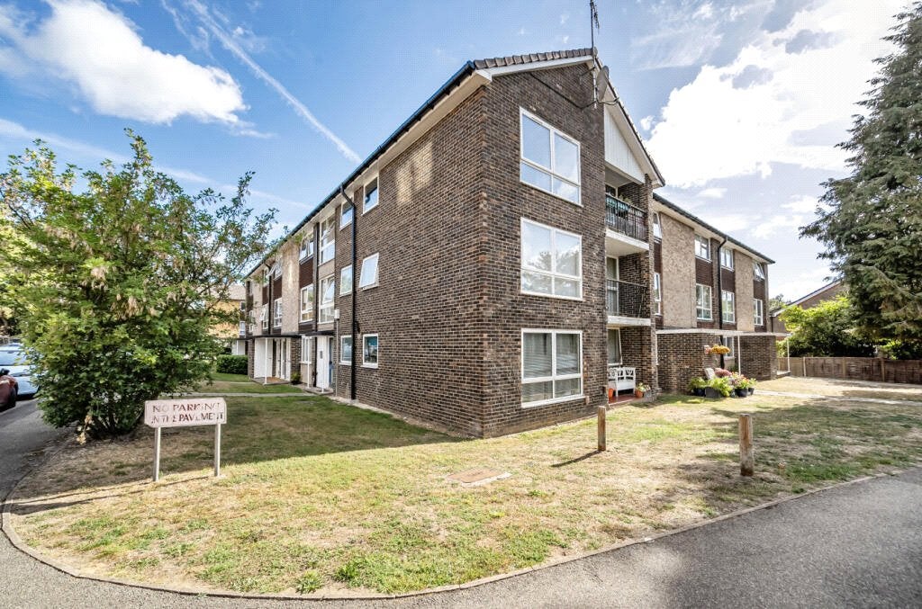 Flat Wokingham Road in Bracknell