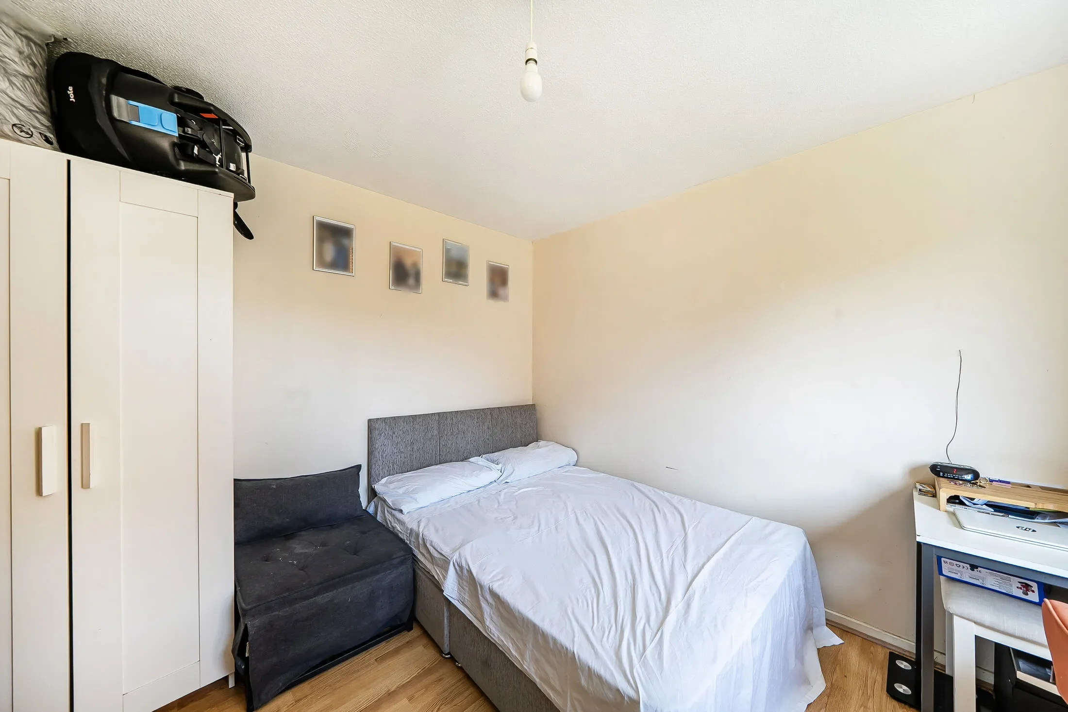 Flat Kipling Drive in Greater London