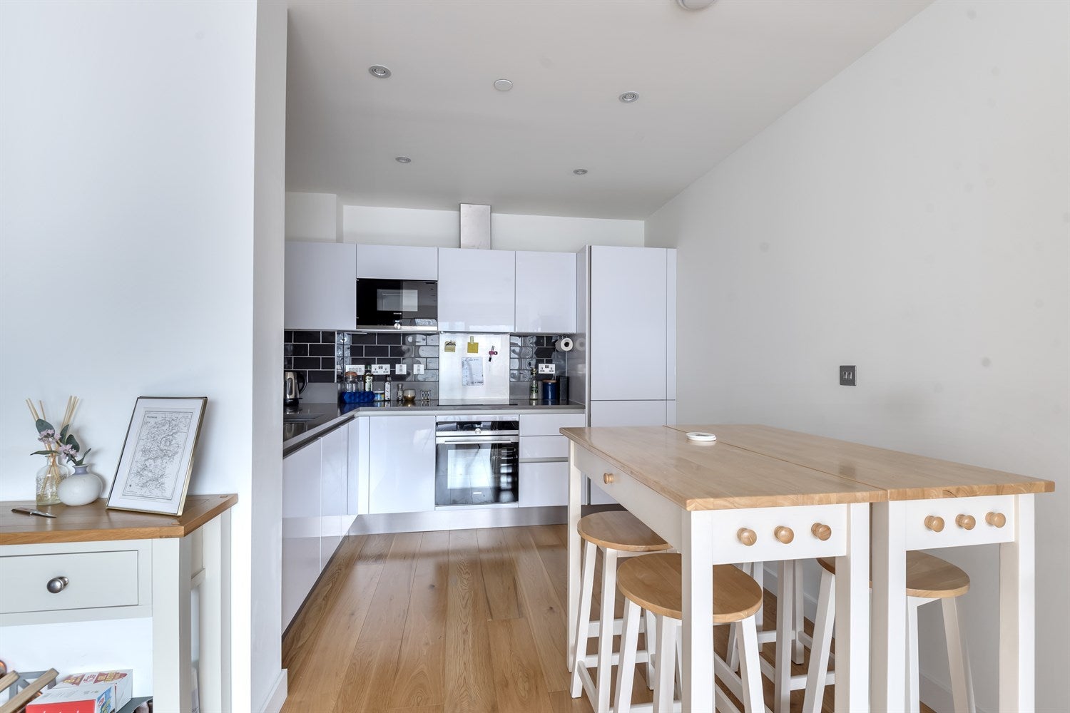 Flat East Parkside in Greater London