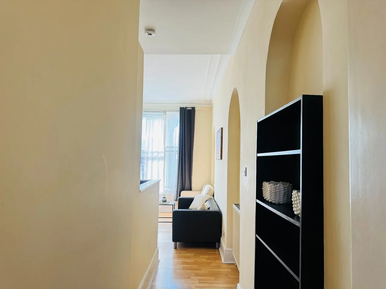 Flat Whitechapel Road in Greater London