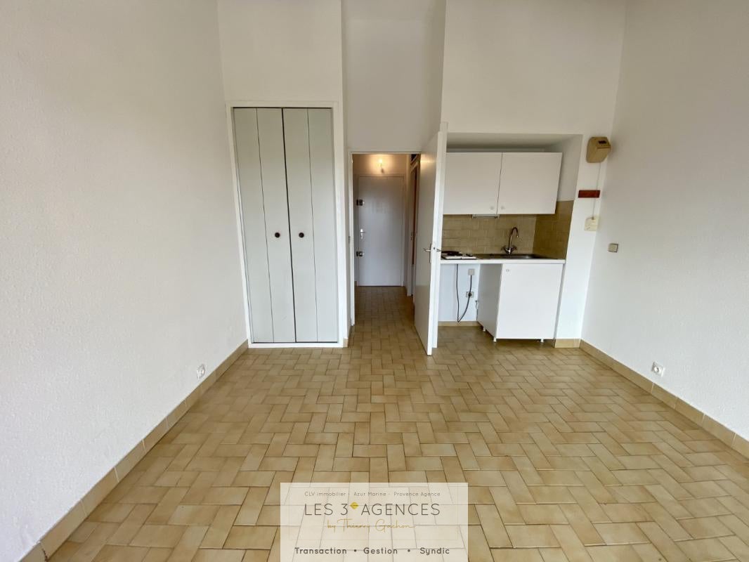 Chambre Rue Île Longue à Grimaud