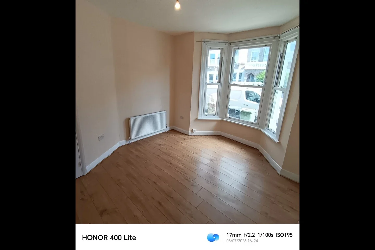 Flat Craster Road in Greater London