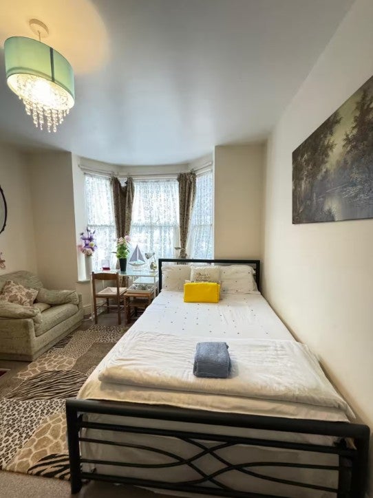 Room High Street in Eastleigh