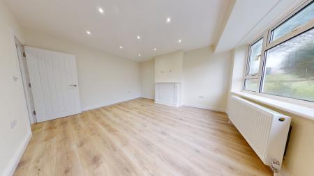Flat Carden Hill in Brighton