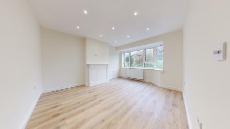 Flat Carden Hill in Brighton