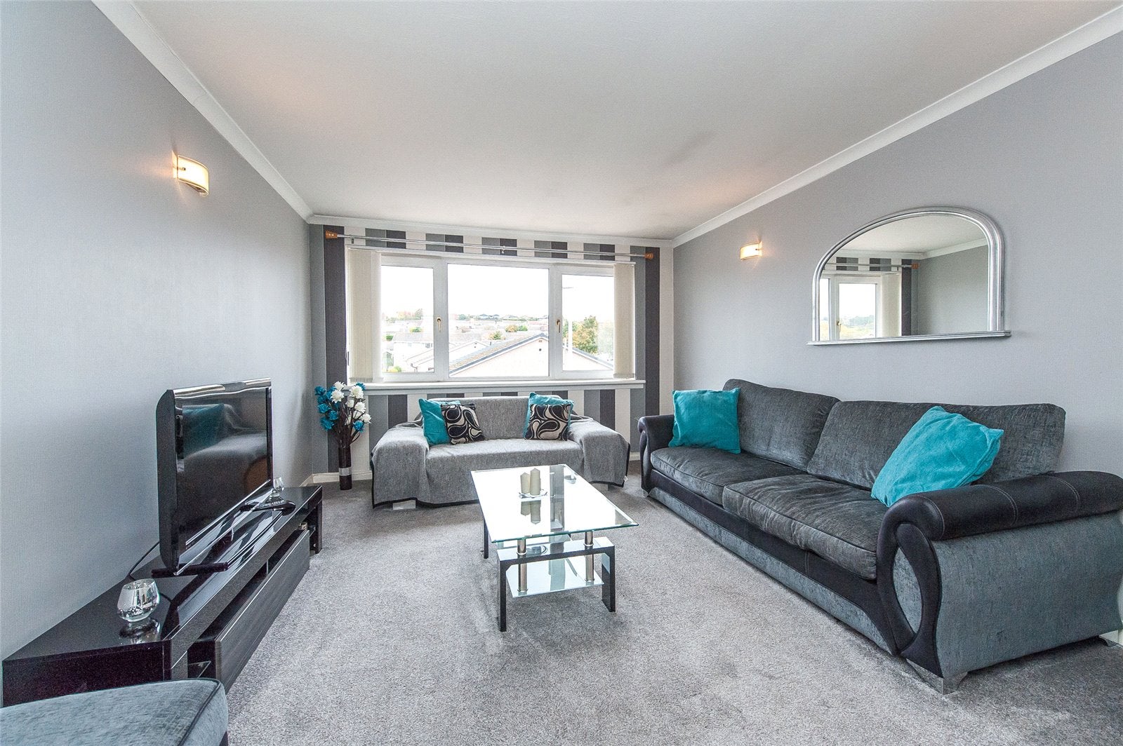 Flat Kinmundy Gardens in Westhill