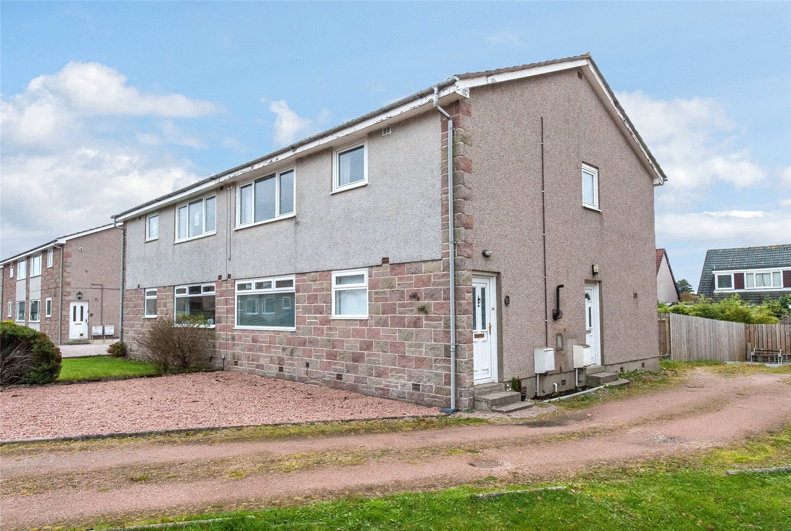Flat Kinmundy Gardens in Westhill