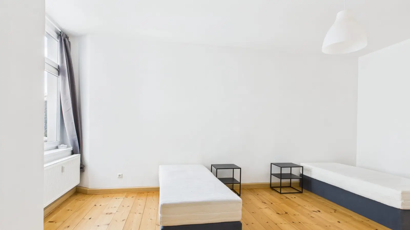 Zimmer Warburgzeile in Berlin