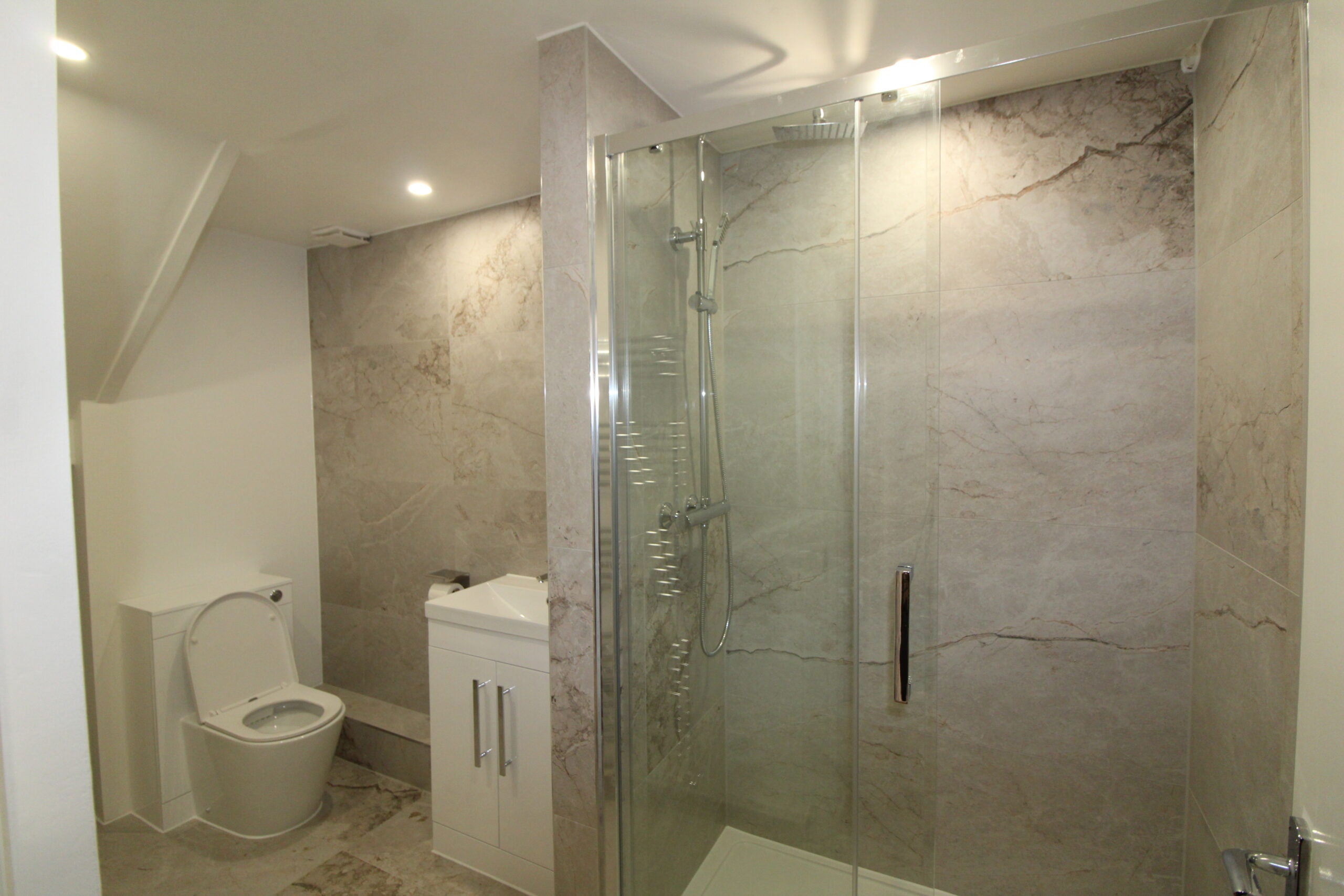 Flat Woodrow in Greater London