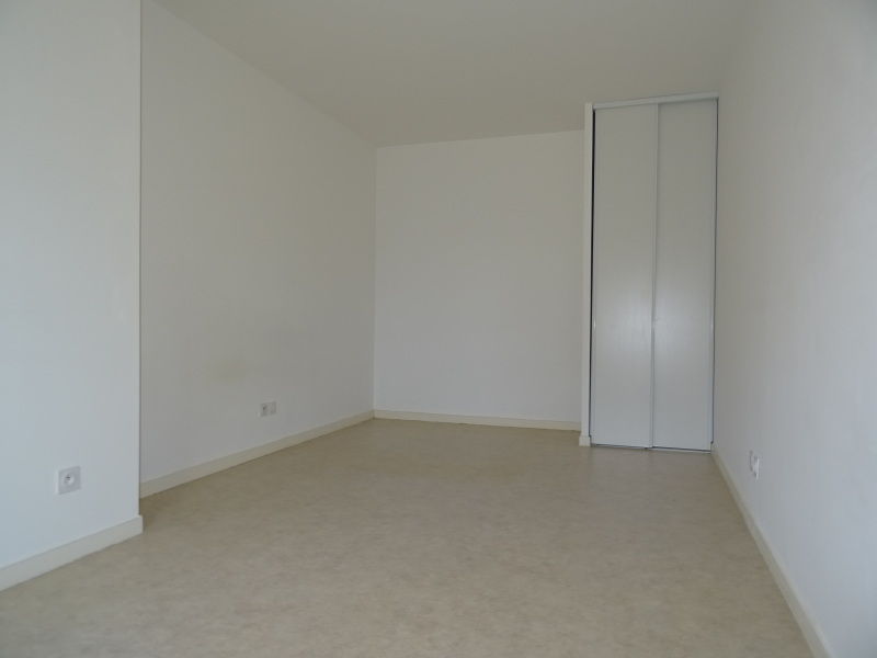 Flat Rue Auguste de Saint-Hilaire in Orléans