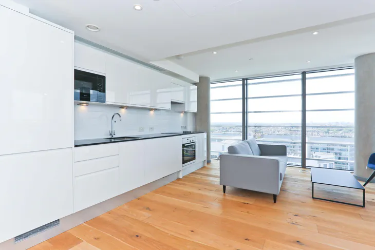 Flat Wood Lane in Greater London