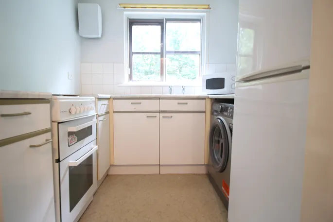 Flat Osprey Close in Hertsmere