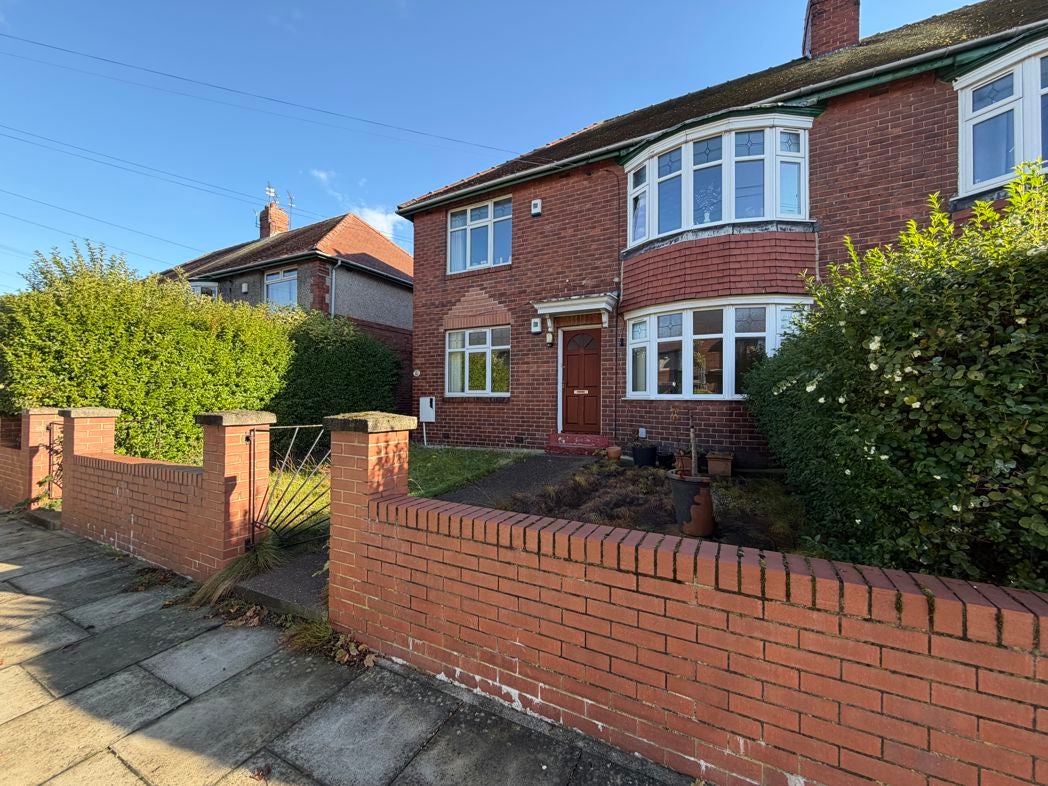 Flat Strathmore Road in Newcastle upon Tyne