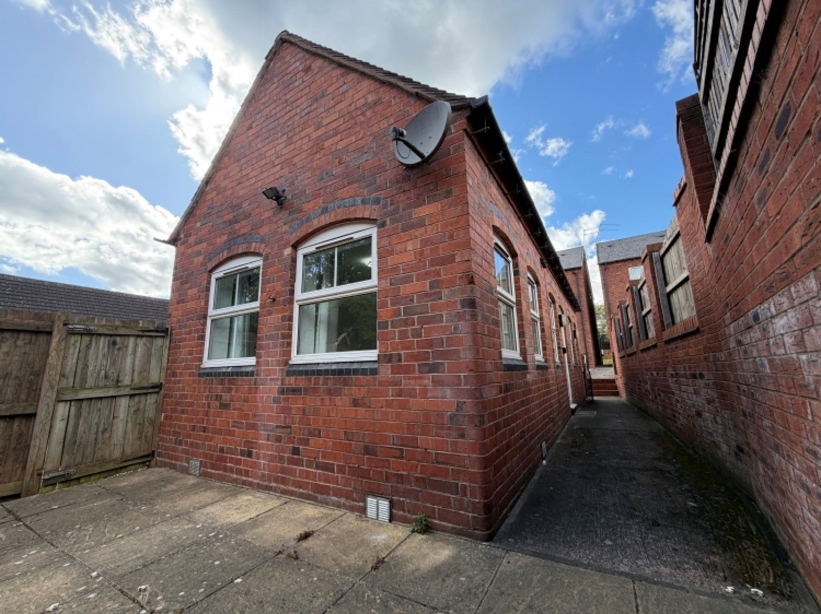 House Wesson Gardens in Halesowen