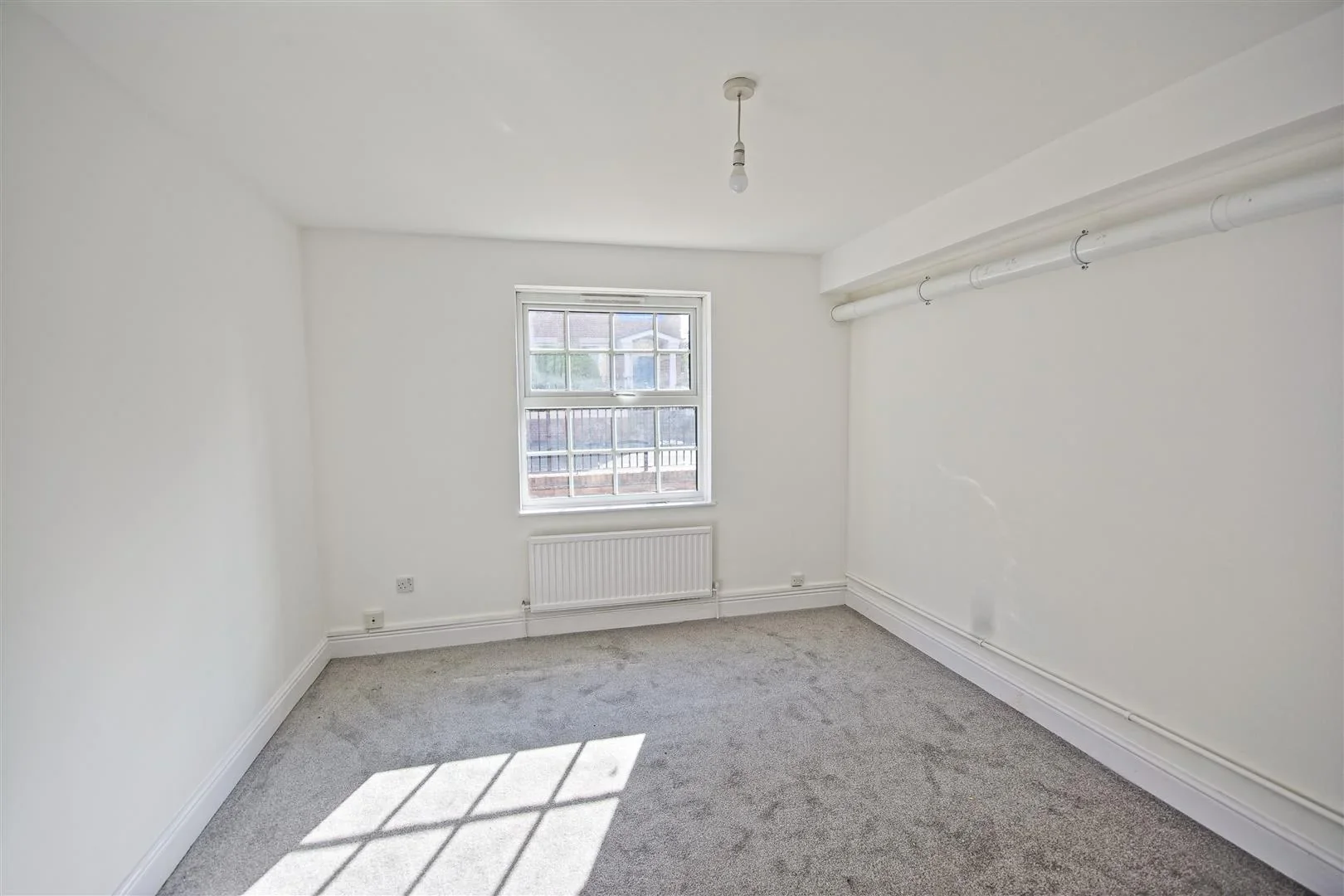 Flat Latymer Court in Northampton