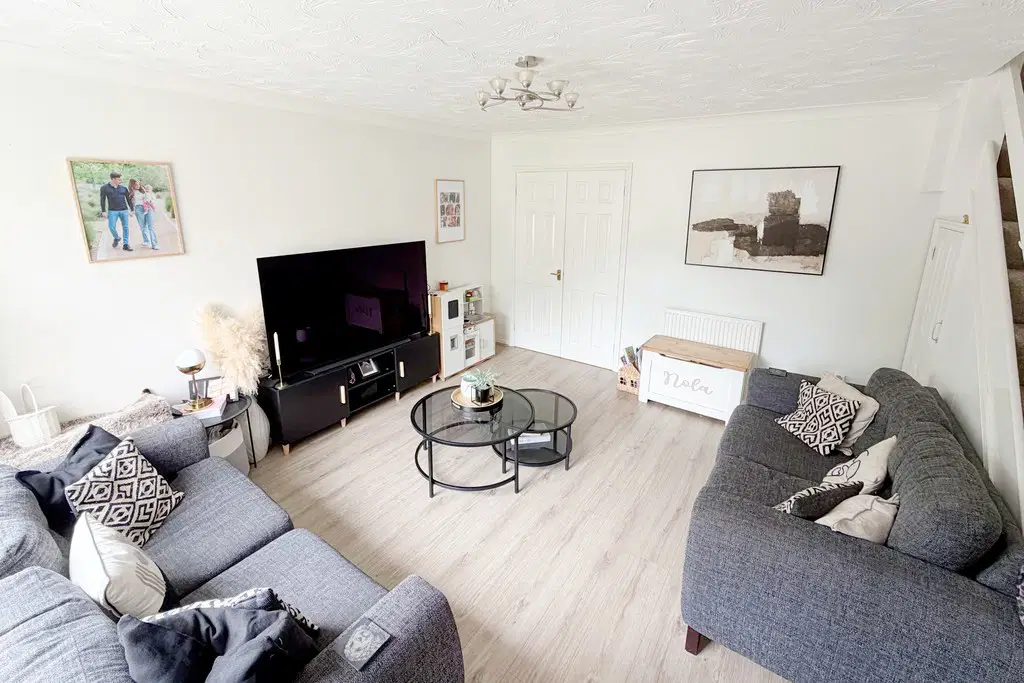 House Kinman Way in Rugby