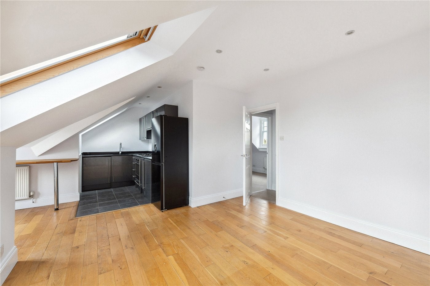 Flat Babington Road in Greater London