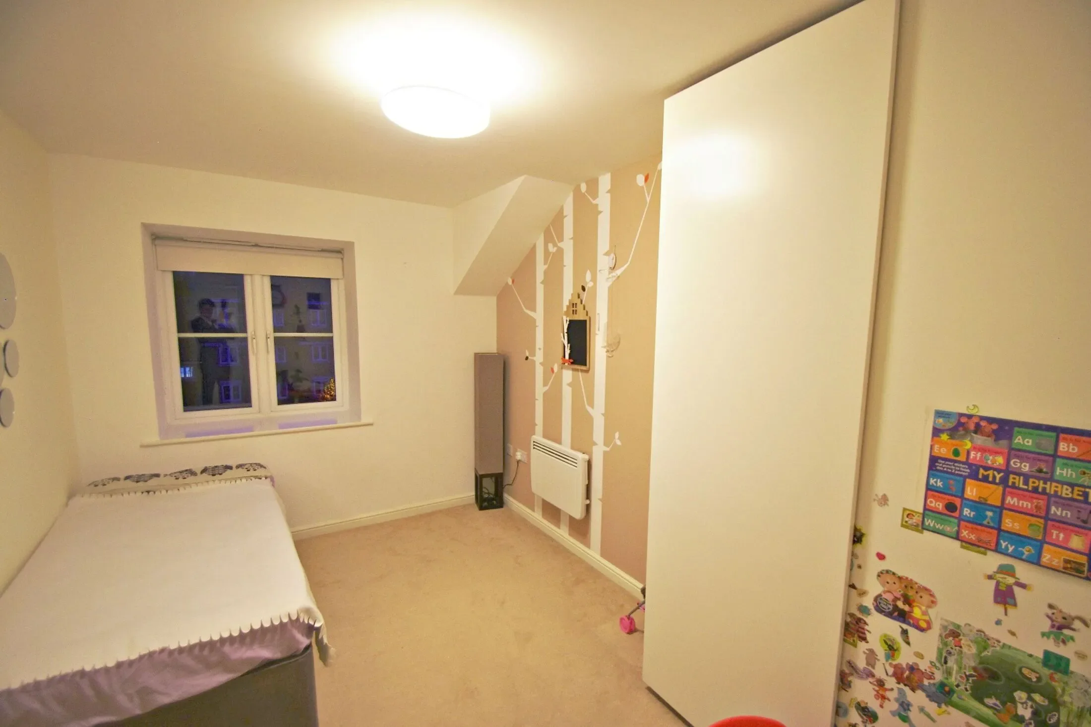 Flat Lockhart Road in Watford