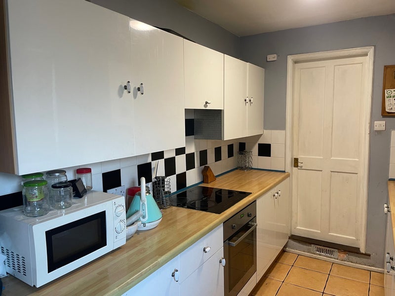 Room Gatacre Road in Ipswich