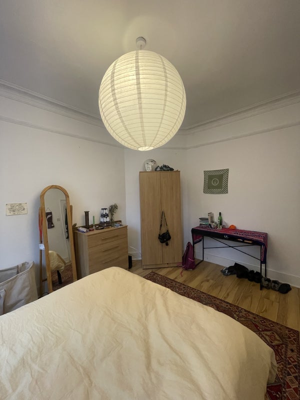 Room Platt Lane in Manchester