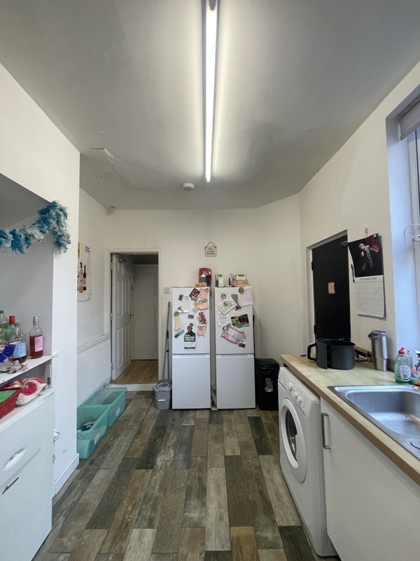 Room Platt Lane in Manchester