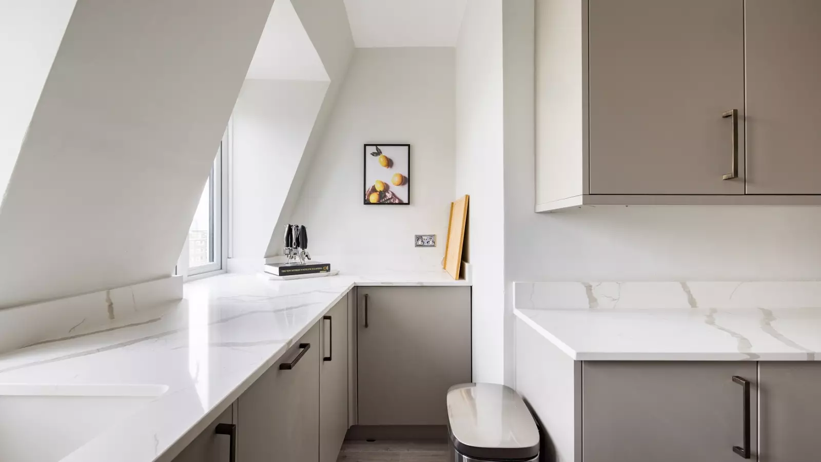 Flat Wellington Road in City of Westminster