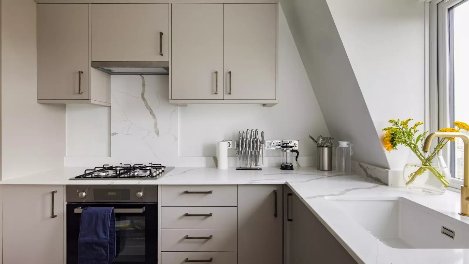 Flat Wellington Road in City of Westminster