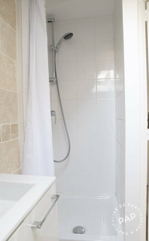 Appartement Cour de Rome à Paris